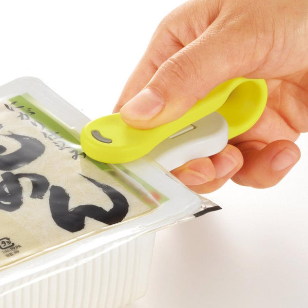 Akebono Easy Bag & Package Opener Tool Handy Bag Cutter