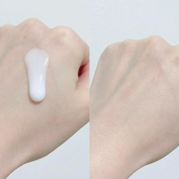 Melano CC Vitamin C Milky Lotion For Freckles & Acne Scars 120ml