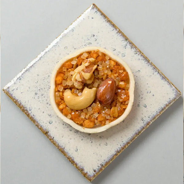 Kahou Sala Sanraku Crispy Wafer With Caramel Butter & Nuts (Pack of 10)