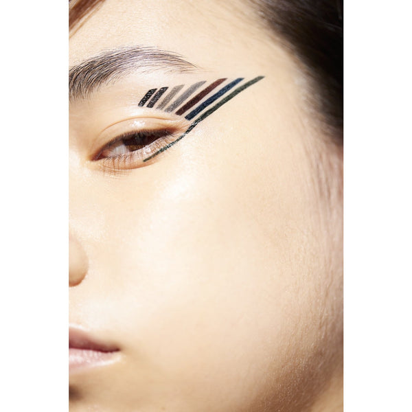 Uzu-by-FlowFushi-Eye-Opening-Liner-Liquid-Eyeliner-4-2024-07-03T02:14:15.718Z.jpg